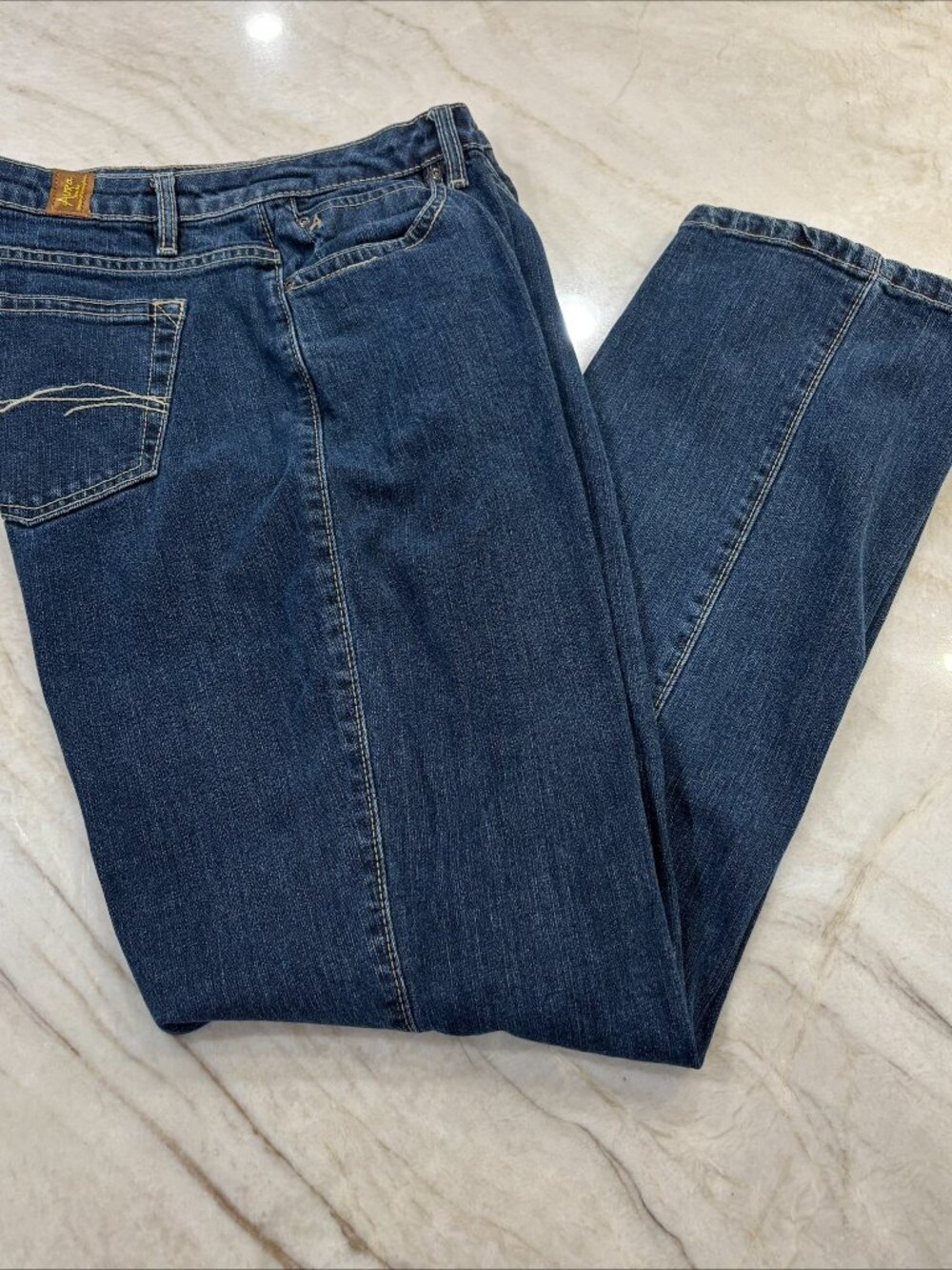 Aura Women's Jeans Size 10R Average Regular Rise Dark Wash Denim
